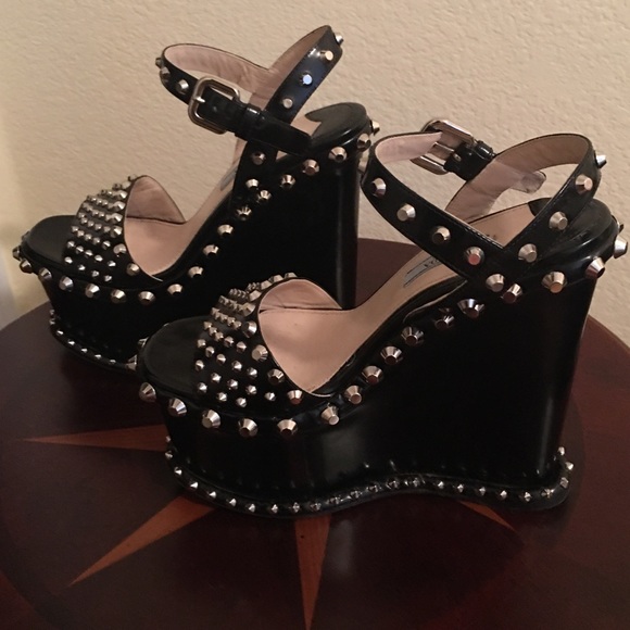 Authentic Prada Spazzolato platform wedges - Picture 4 of 9
